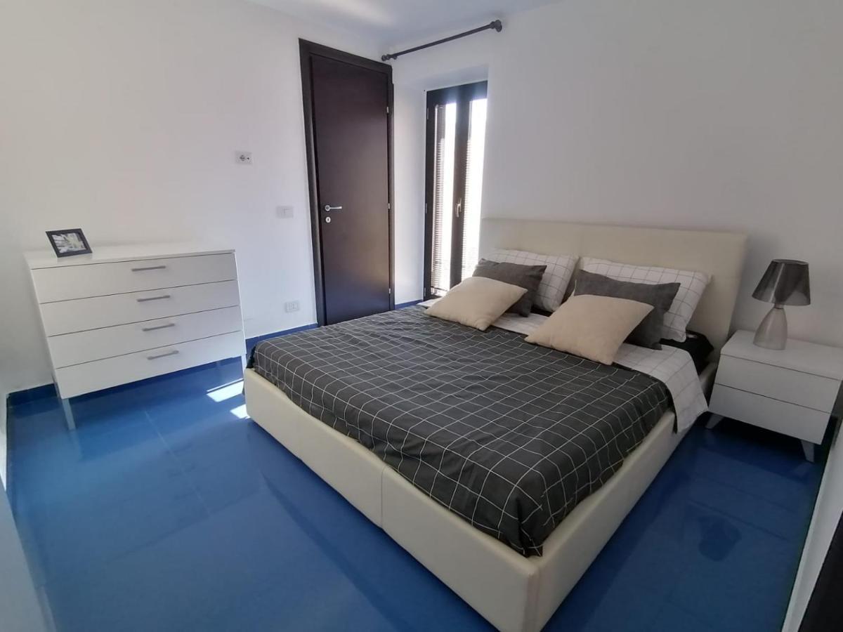 Casa Vacanza "Marinella" Sulmona Exterior photo